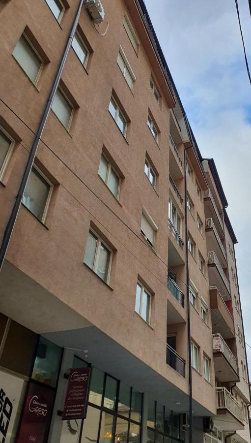 Zogu Apartments - City Center Pristina Exterior photo